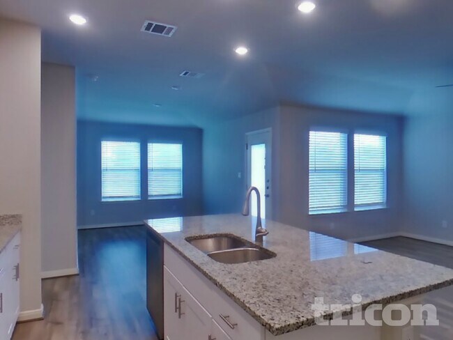 Foto del edificio - 13538 Paxton Blvd