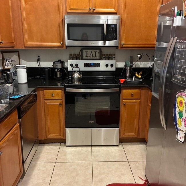 Building Photo - 9133 Pershore Pl