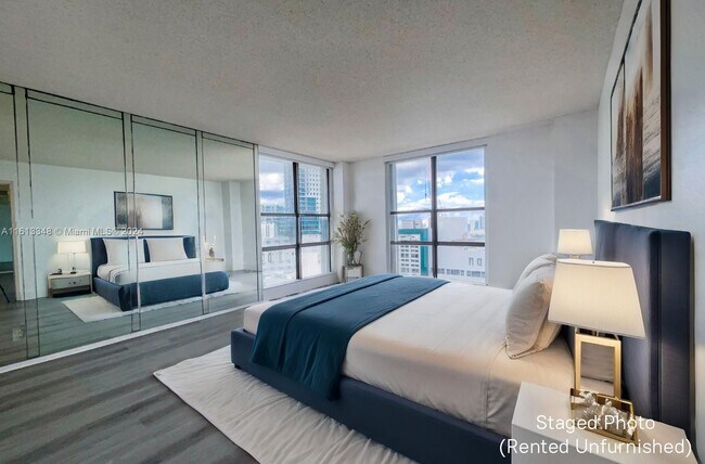 Foto del edificio - 1800 Collins Ave