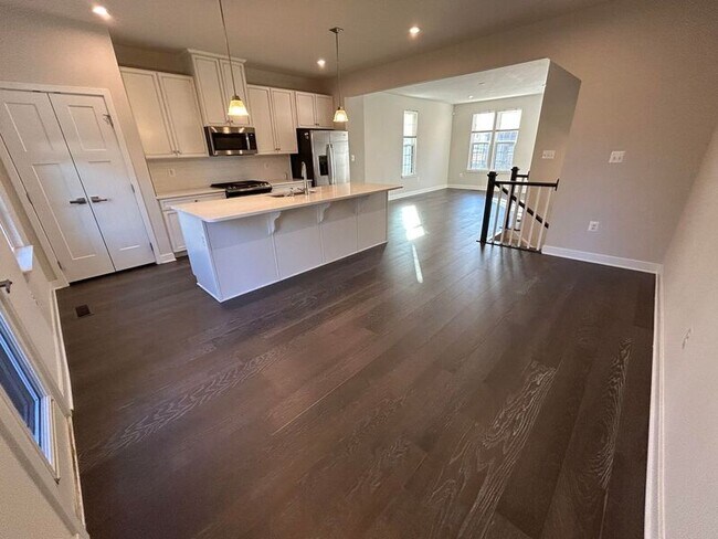 Foto del edificio - 1317 Trestle Dr