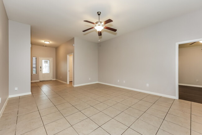 Building Photo - 4144 Tower Ln