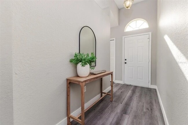 Entryway (Staged) - 5306 Keely Ct