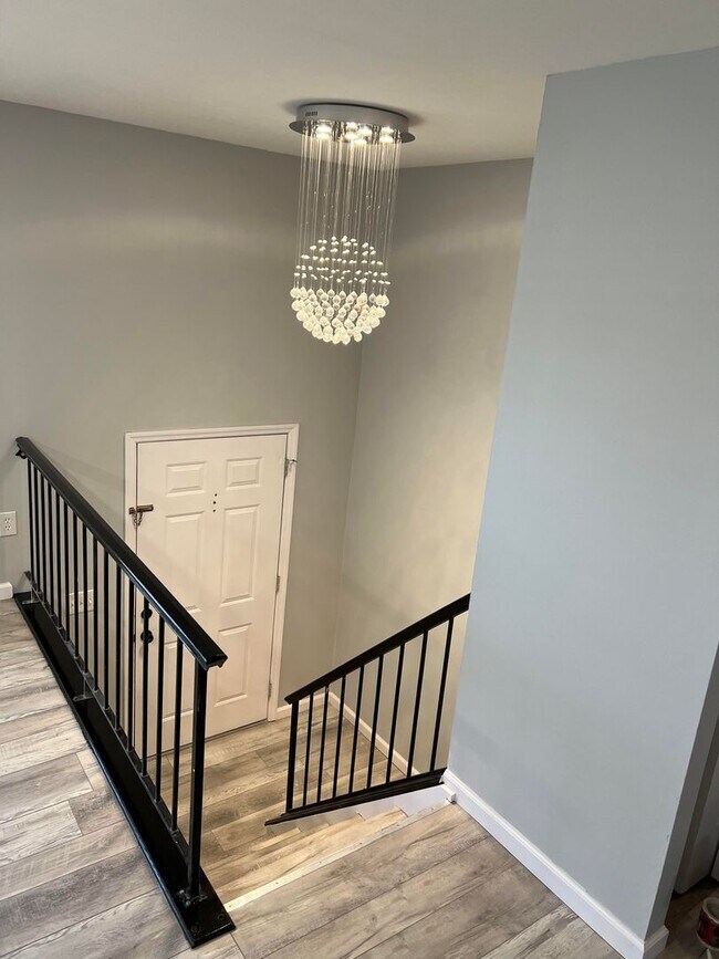 Foto del edificio - Updated 3BR 1BA Home w/ Garage & Updated Kitchen in Cincinnati