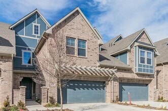 Building Photo - 123 Claire Dr