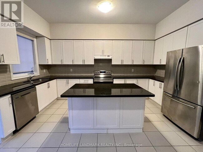 Building Photo - 130 Alamo Heights Dr