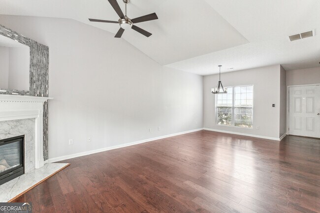 Foto del edificio - 3690 Brookwood Blvd