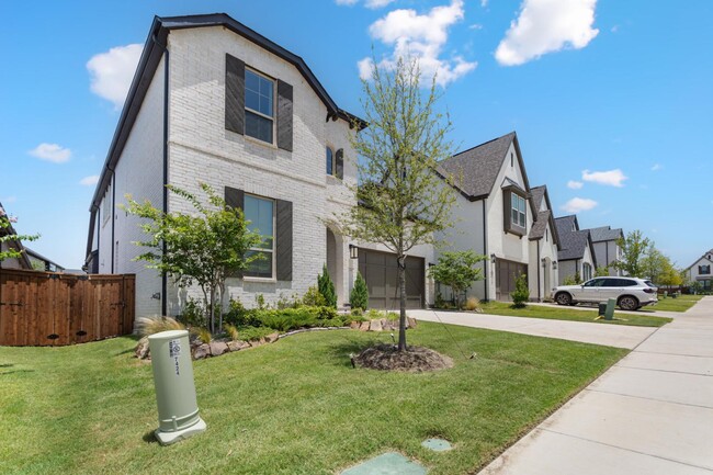 Building Photo - 7424 Lilypad Ln