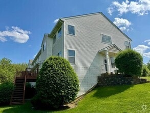 Building Photo - 1437 Meadowsedge Ln