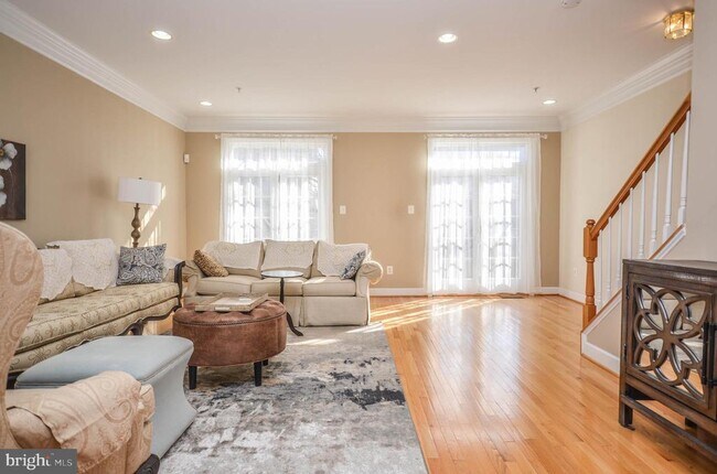 Foto del edificio - 307 Ridgemont Ave