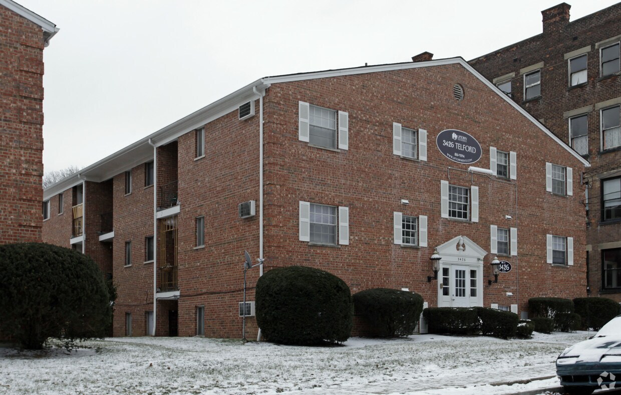 Primary Photo - 3426 Telford St