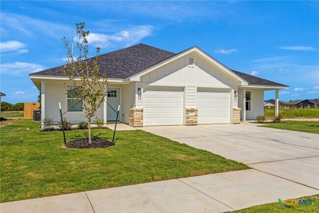 Foto del edificio - 907 Smoke Tree Ln