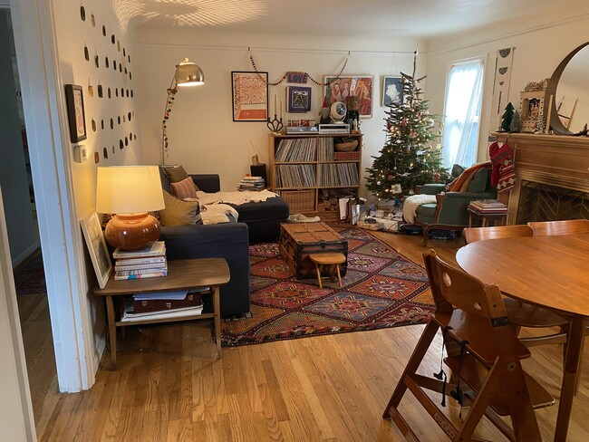 Building Photo - 7216 N McKenna Ave