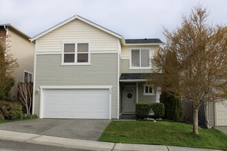 Building Photo - 450 NW Nesvik Way