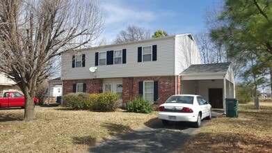 Building Photo - 1907 Messenger Cir