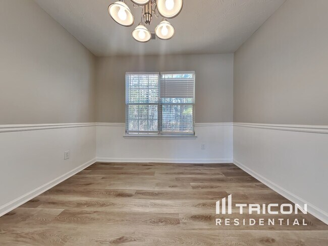 Building Photo - 3103 Far Emerald land