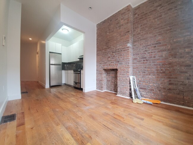 Building Photo - 1279 Saint Johns Plz