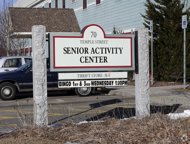 Foto del edificio - Temple Street Elderly Housing