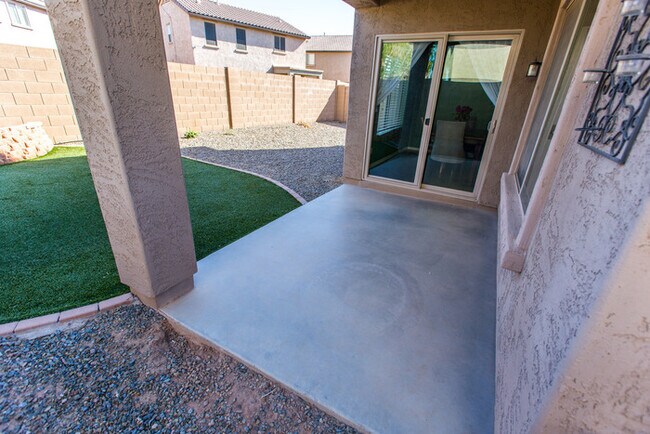 Foto del edificio - 4623 S Carmine