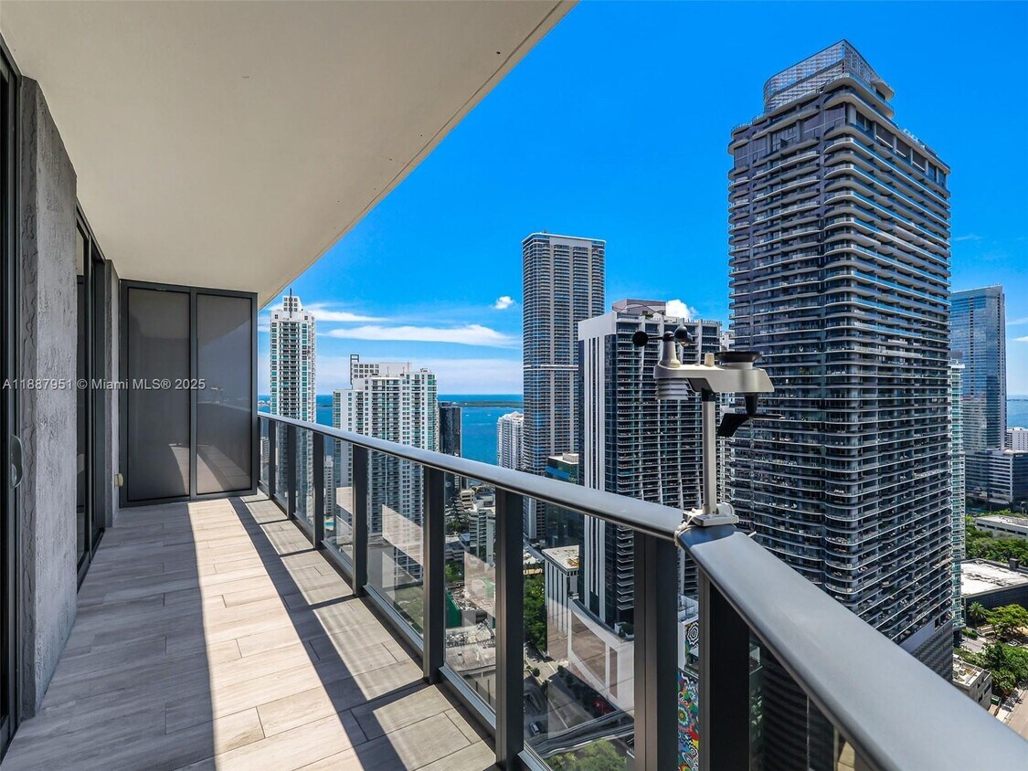 Foto principal - 45 SW 9th St
