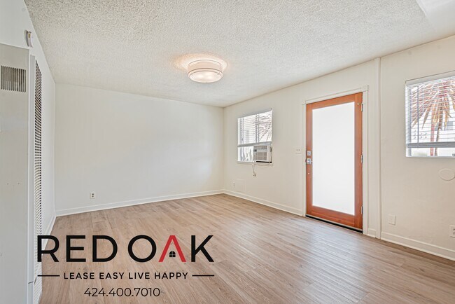 Foto del edificio - Breathtaking One Bedroom with Modern Light...