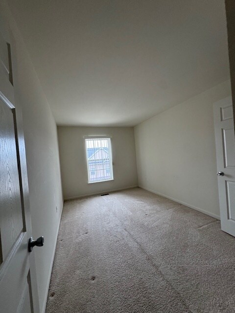 Foto del edificio - 8471 Towne Center Cir