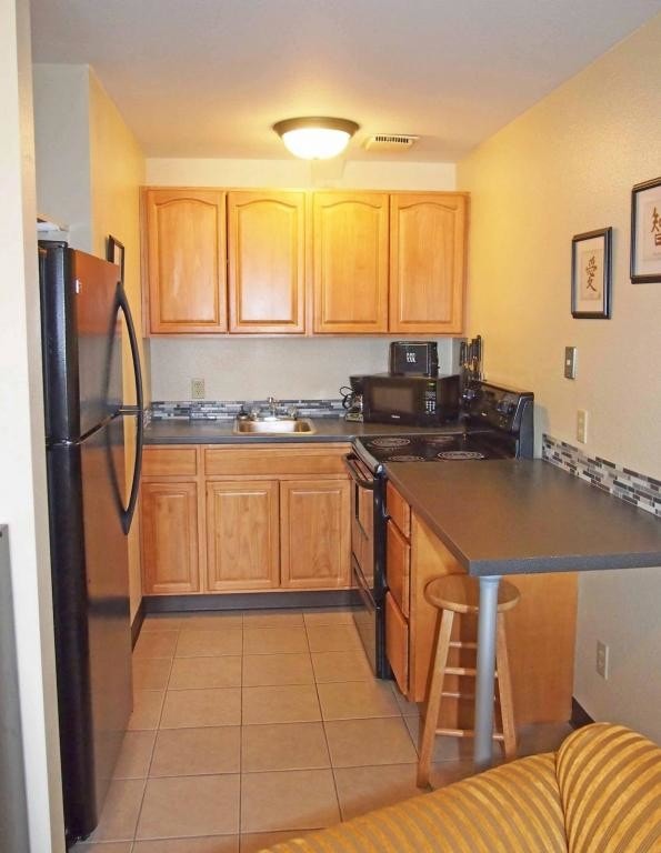 Primary Photo - 15411 4th Ave SW, #10