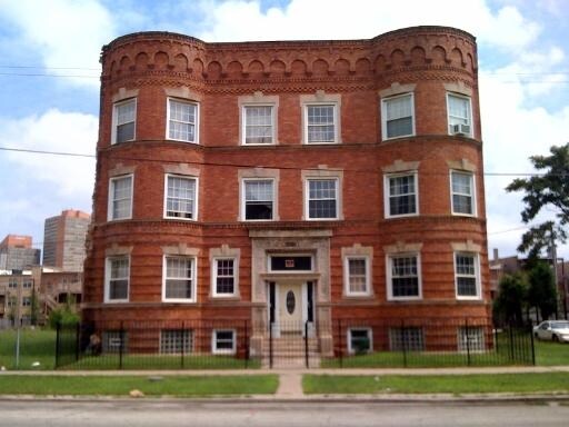 Foto principal - 4139 S Indiana Ave