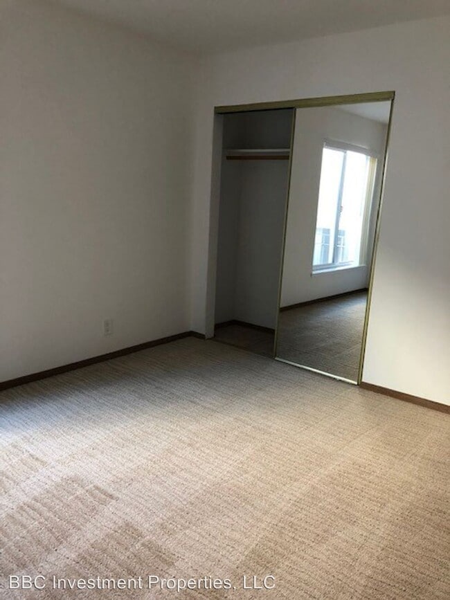 Building Photo - 741 Kansas St