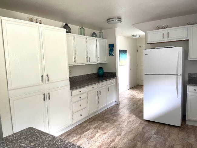 Foto del edificio - 1464 Aunauna St