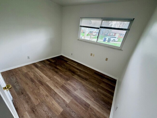 Foto del edificio - 204 Mandalay Rd