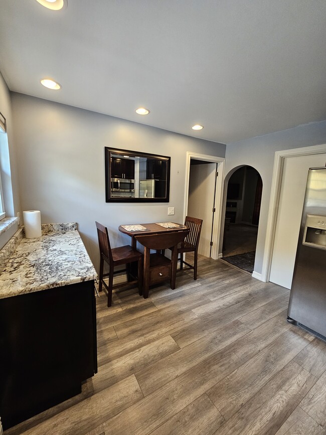 Foto del edificio - 4073 Spruce Way