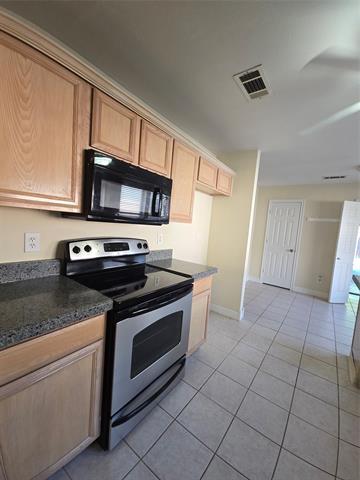 Foto del edificio - 10608 Red Cedar Dr