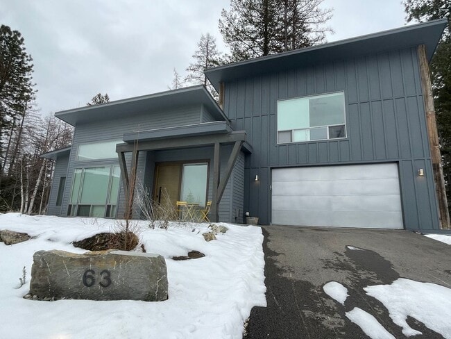 Building Photo - Whitefish-4 Bedroom 2.5 Bath Beautiful and Modern, Pets Welcome! -$6,500.00 Monthly Rent