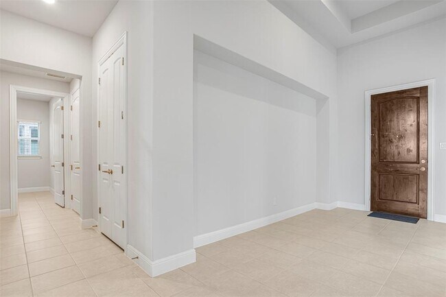 Foto del edificio - 728 Landing Ln