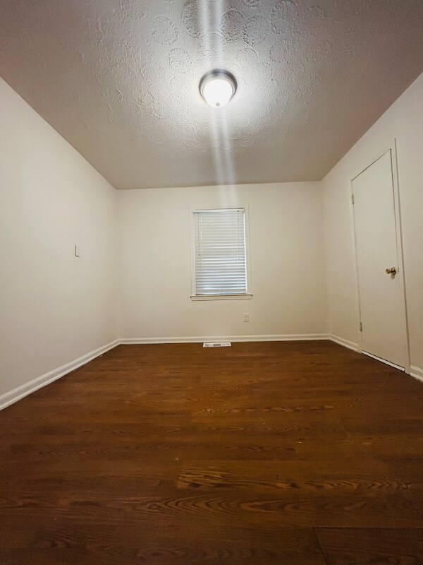 Foto del edificio - 7062 Felton Ln