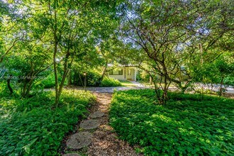 Building Photo - 6290 SW 86th St