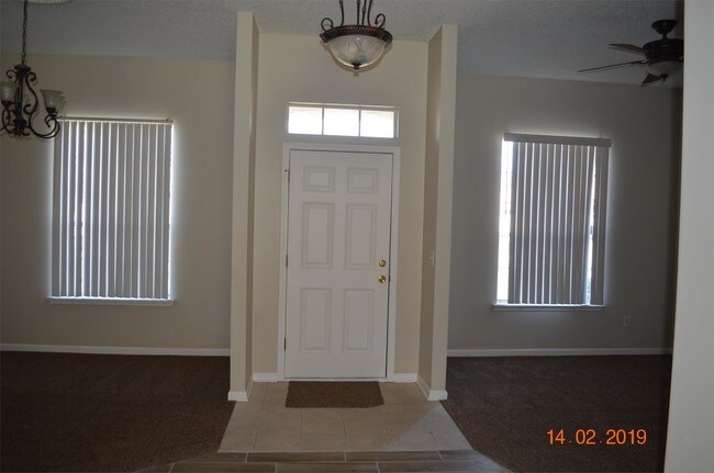 Building Photo - 10067 Colonial Creek Ln