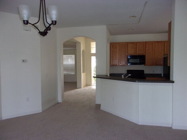 Foto del edificio - SPRING RIDGE COMMUNITY