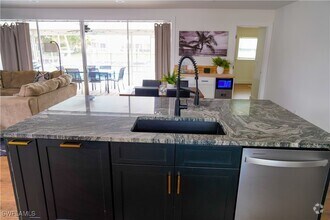 Building Photo - 4842 Triton Ct W