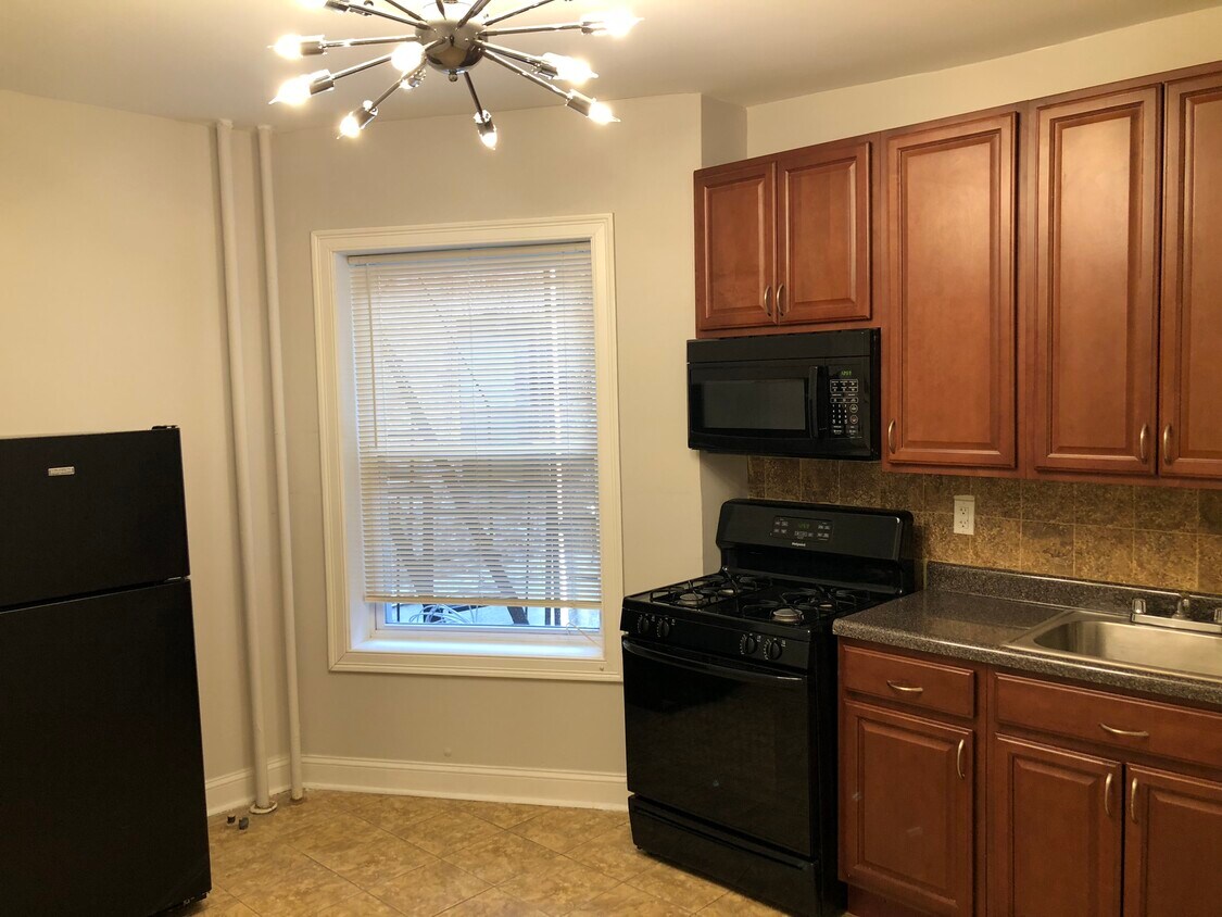 70 Stuyvesant Ave, Jersey City, NJ 07306 Apartments at 70 Stuyvesant