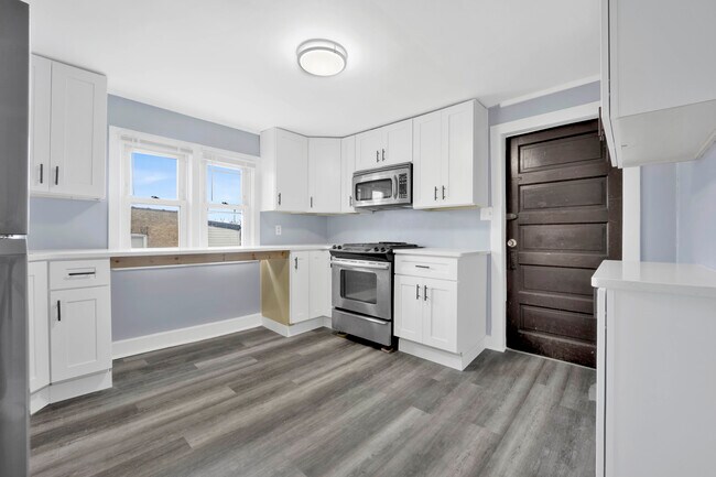 Foto del edificio - 5039 W Henderson St