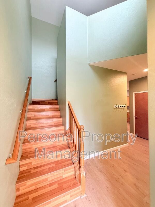 Building Photo - 5602 NE 64th Street