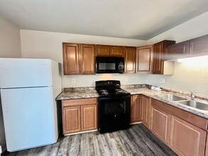 Building Photo - 1154 Darby St