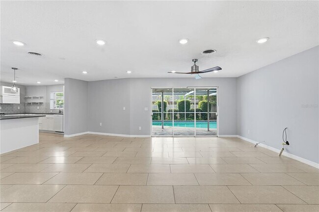 Foto del edificio - 2219 St Charles Dr