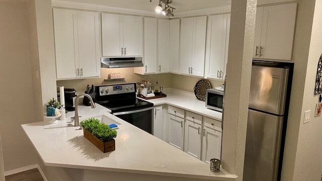 Kitchen - 17300 91st Ave NE