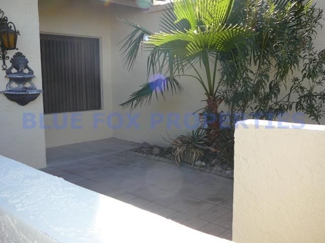 Building Photo - 650 E Camino Lujosa