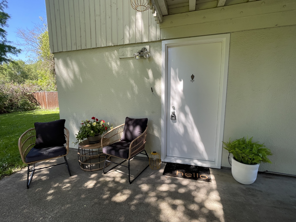 Primary Photo - 2174 W 15th Ct