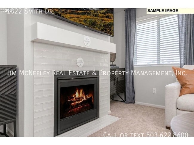 Building Photo - Goregous, 3 Bed + loft, 2.5 Bath  in Highl...