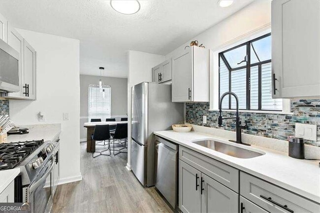 Foto del edificio - 1524 Springleaf Cir SE