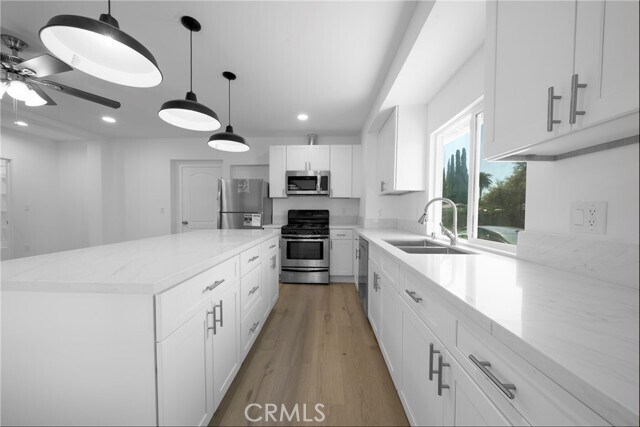 Foto del edificio - 1438 N Summit Ave
